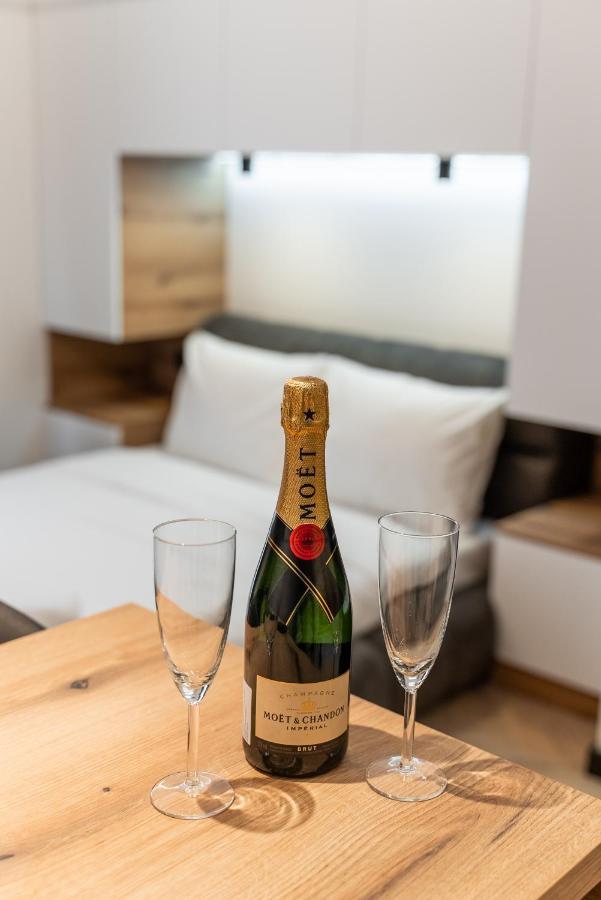 Silver Luxury Suites Beograd Bagian luar foto